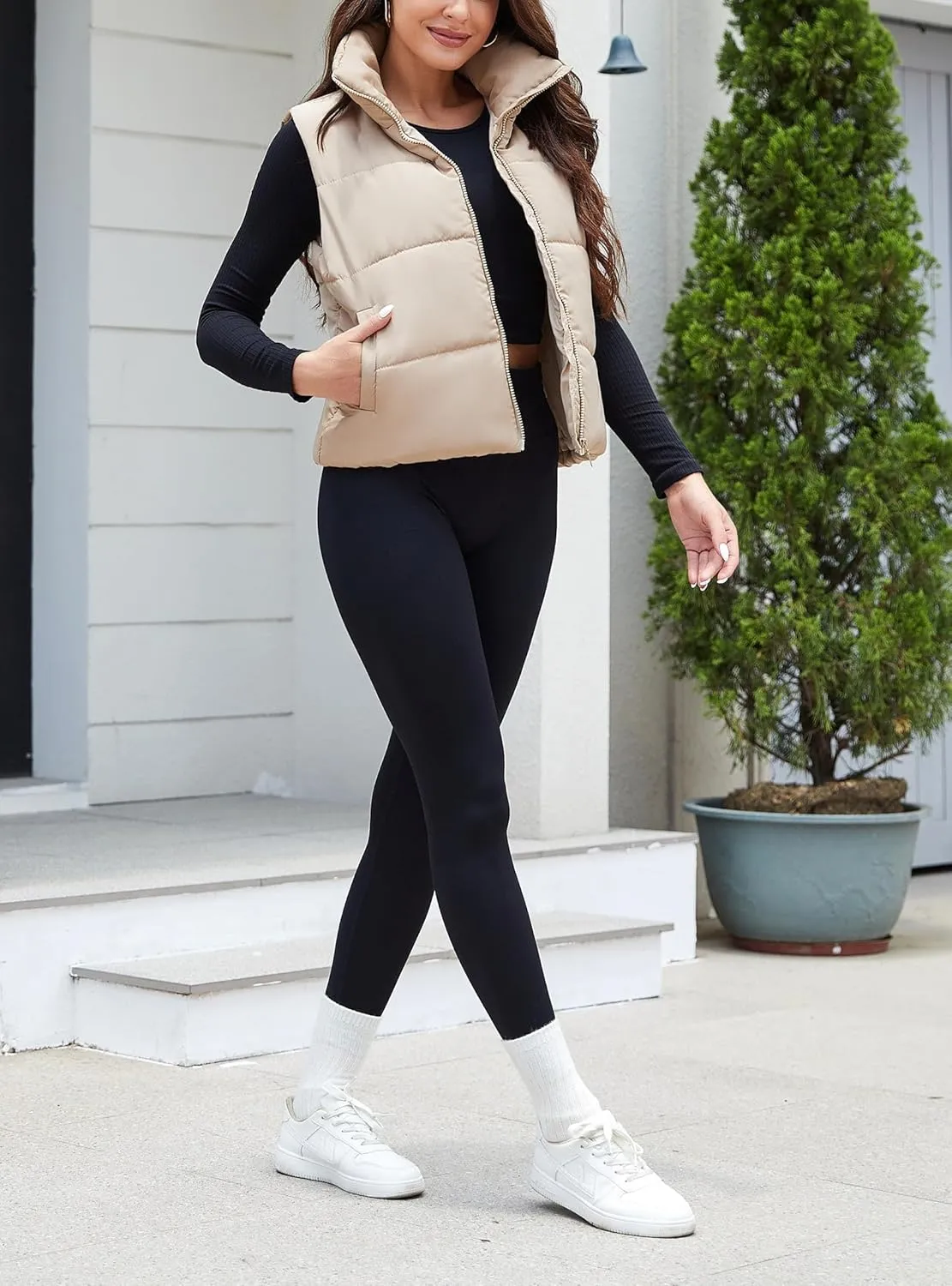 Anienaya Puffer Vest Women Sleeveless Warm Lightweight Qulited Jacket Stand-up Collar Outerwear with Pocket