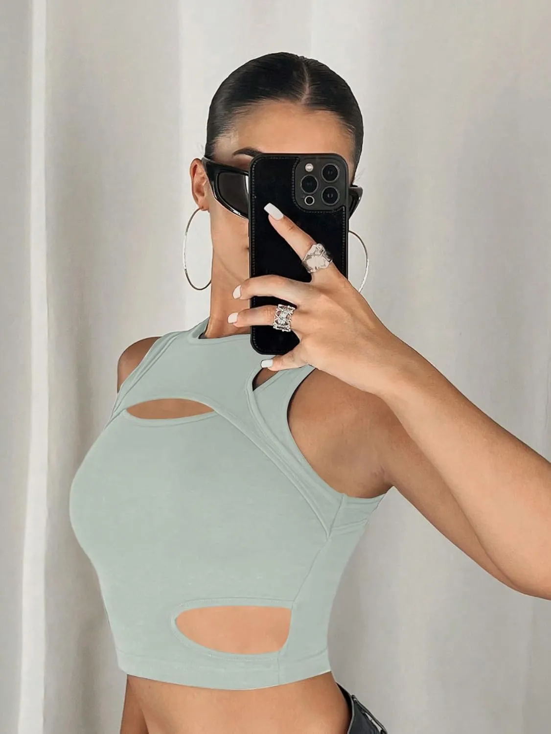 Milumia Women's Cut Out Front Tank Top Sleeveless Sexy Fitted Crop Tops
