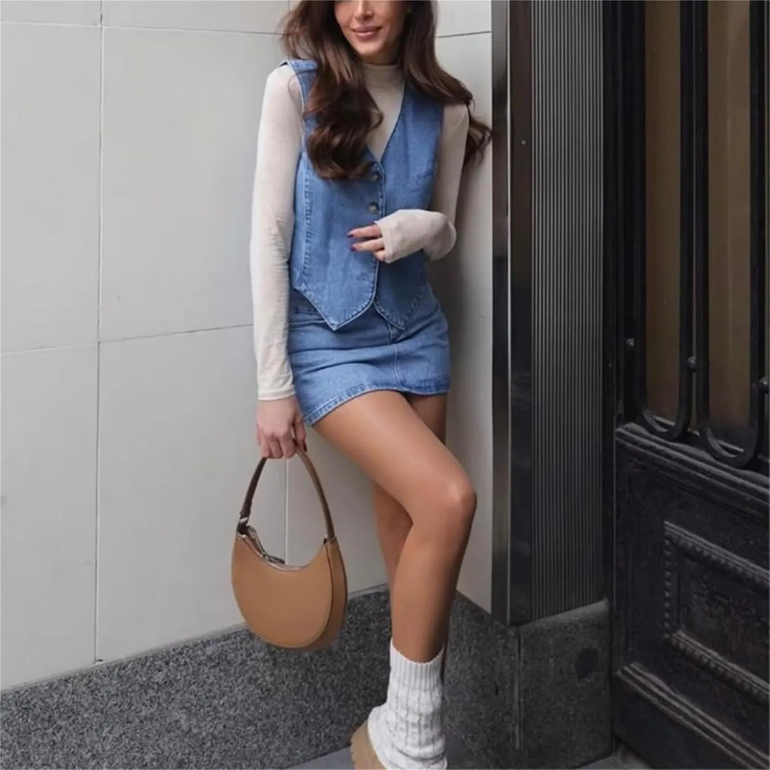 Miqil Women Y2K Button Down Denim Vest Sexy Sleeveless Denim Crop Top Low Cut Strapless Jean Corset Bustier Streetwear