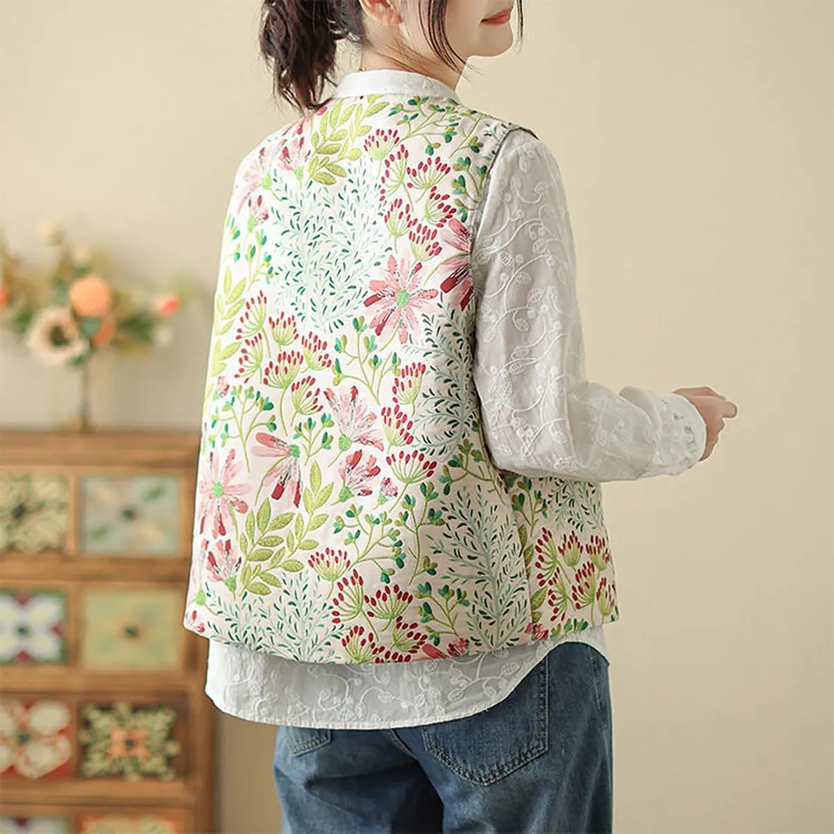 New Chinese Style Cotton Vest for Winter Women's Clothing, with a high-end Feel and a Retro Sleeveless top