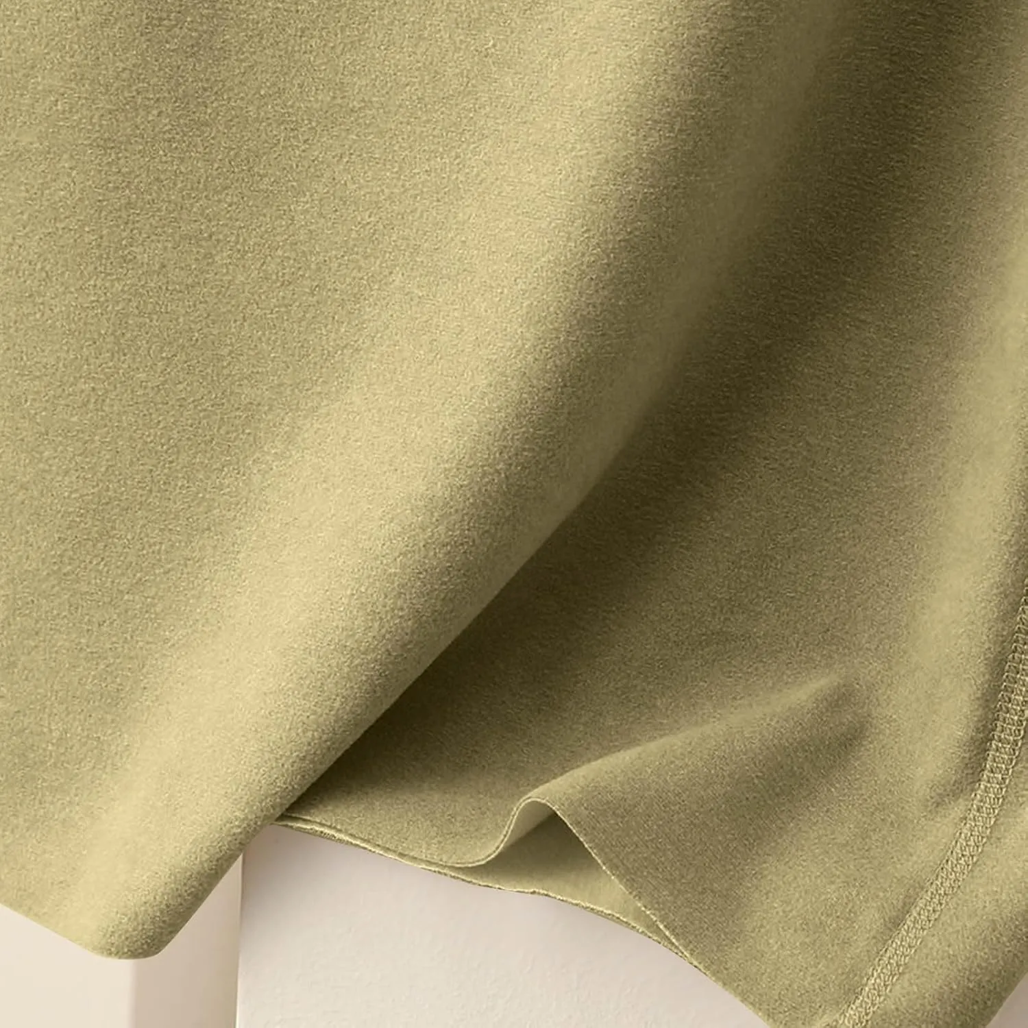 Thermal Tank Top for Women Fleece Lined Thermal Shirt Sleeveless Underwear Top Fleece Lined Camisole Base Layer Vest