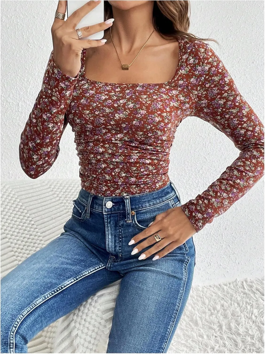 WDIRARA Women's Floral Print Square Neck Crop T Shirt Ruched Tee Shirt Long Sleeve Top