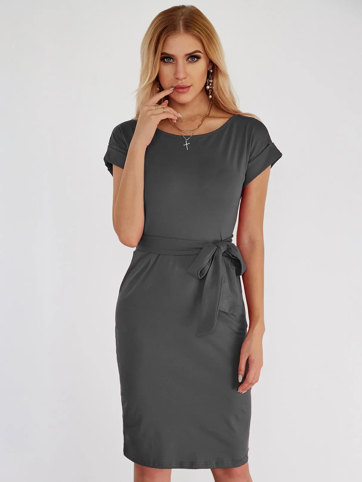 Wholesale Grey Round Neck Bateau Short Sleeve Plain Side Pockets Lace-Up Self-Tie High-Waisted Casual Dresses