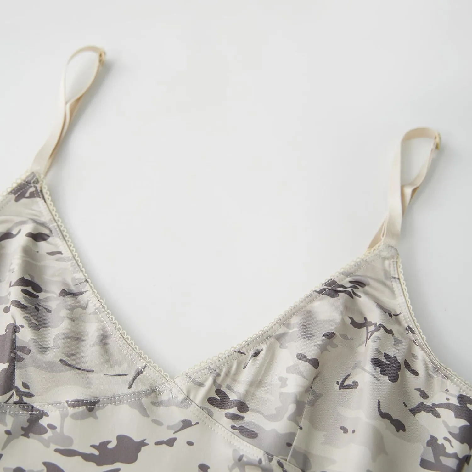 Women's Camisole Tank Tops Spaghetti Strap V Neck Cami Trendy Going Out Top