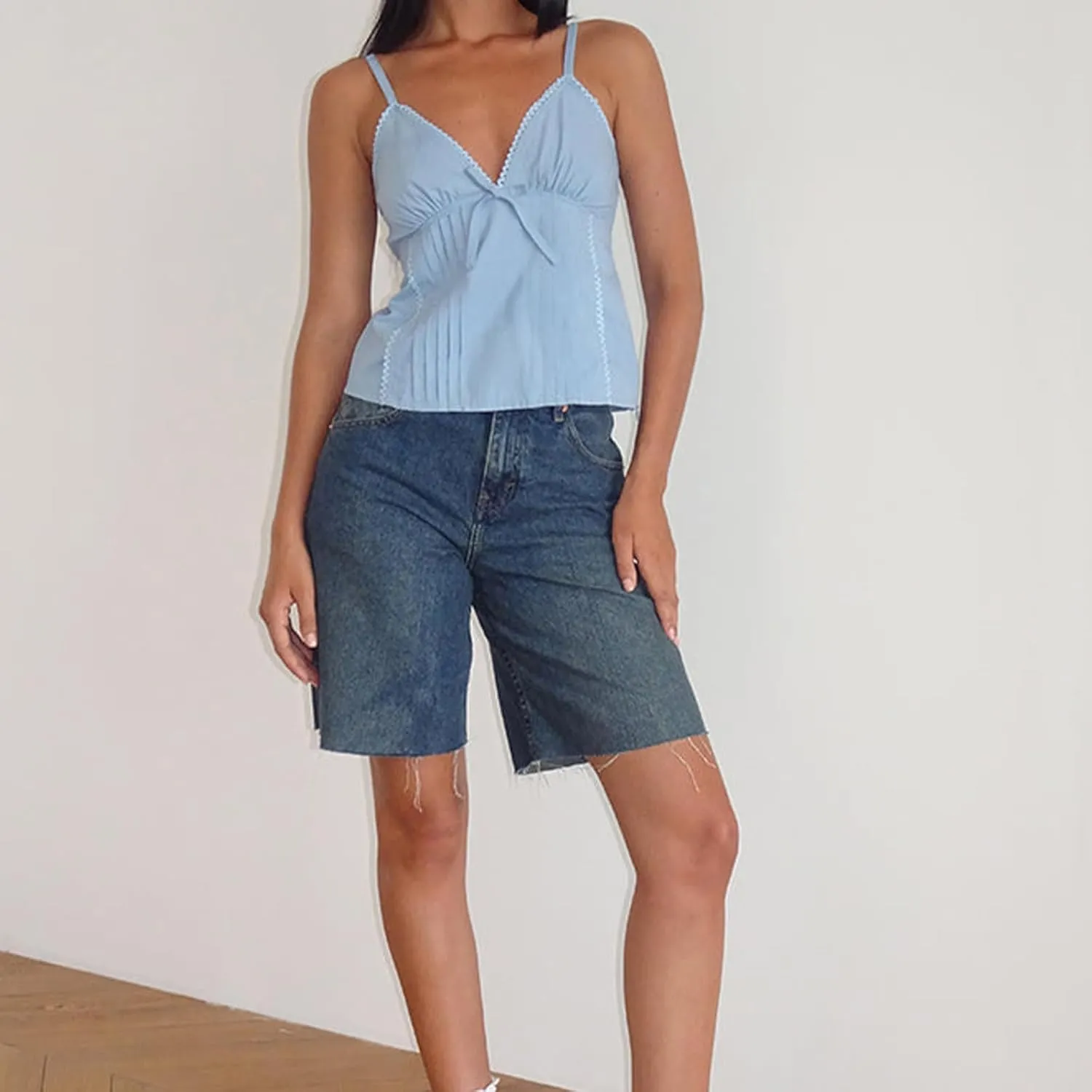 Women's Camisole Tank Tops Spaghetti Strap V Neck Cami Trendy Going Out Top