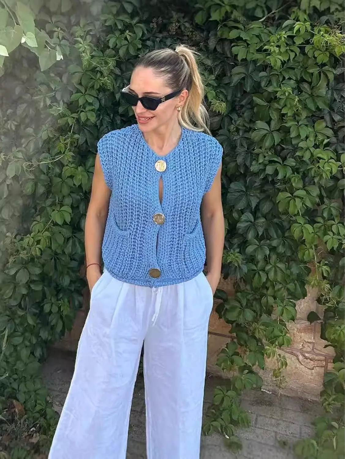 Womens Crochet Knit Top Sleeveless Button Down Crop Top Open Front Sweater Cardigan Vest with Pockets