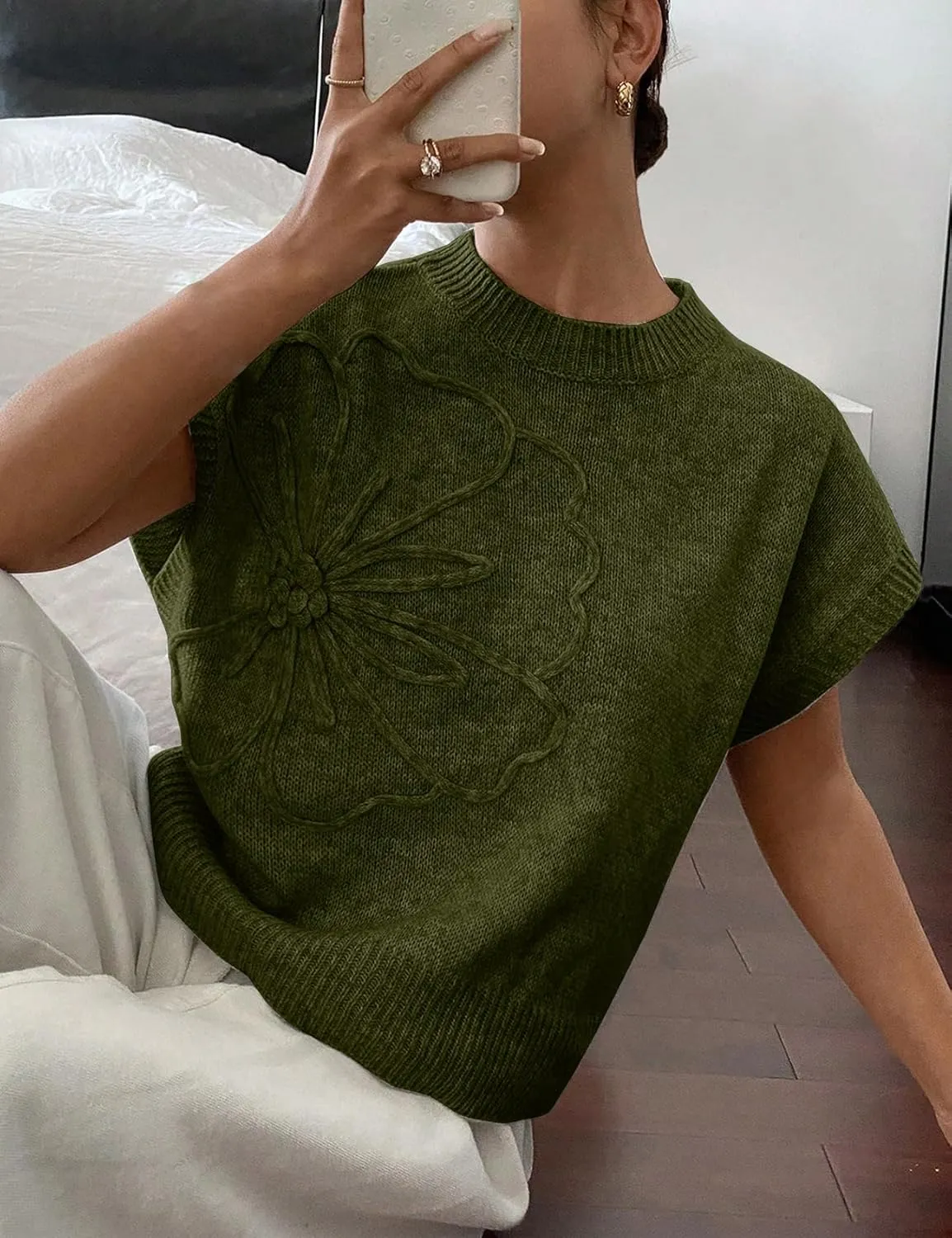 Womens Floral Sweater Vest Cute Cap Sleeve Tops 3D Flower Decor Knit Tank Top Loose Spring Fall Summer Clothes 2025